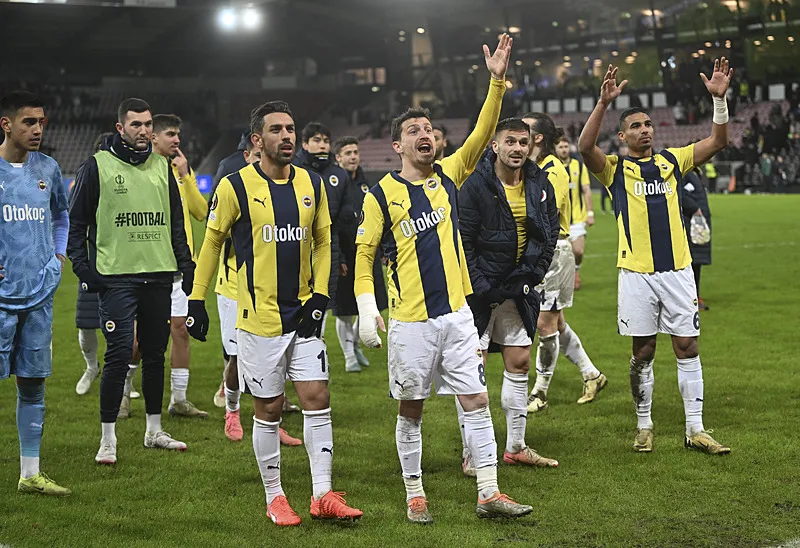 Mourinho'dan Diego Carlos kararı! Rize maçı 11'ini belirledi - 5