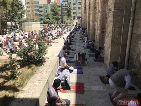 Koronavirüs sonrası ilk cuma namazı! Türkiye'nin dört bir yanından görüntüler geldi - 21