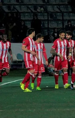 Olympiakos evinde kaybetti