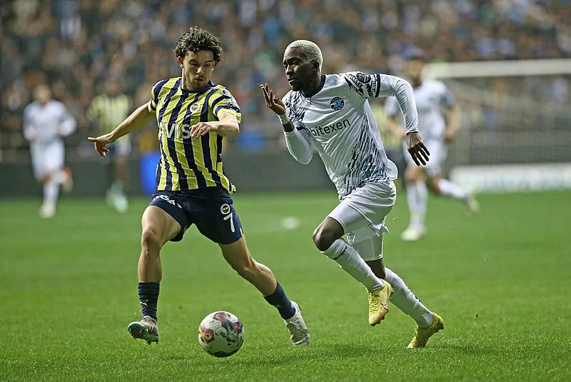 FENERBAHÇE TRANSFER HABERLERİ | Fenerbahçe'de ayrılık! Rekor bonservisle gidiyor - 23