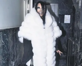 Bülent Ersoy, hayvanseverlerin tepkisine rağmen kürk sevdasından vazgeçmedi