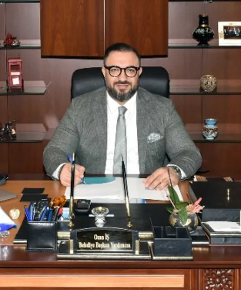 chpli-belediyelerdeki-vurgunlara-hesap-zamani-silivride-hakim-karsisindalar-1769468184677.jpeg CHP'li Beşiktaş Belediye Başkan Yardımcısı Ozan İş