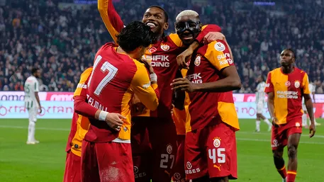 Yıldızlar 3 puanı getirdi! Galatasaray Konyaspor’u 4-0 yendi
