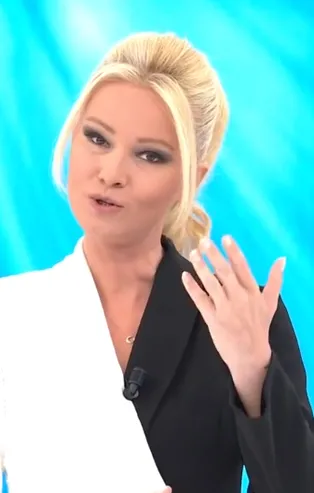 ATV MÜGE ANLI İZLE! Filiz Akyüz'ün ölümündeki sır perdesi...