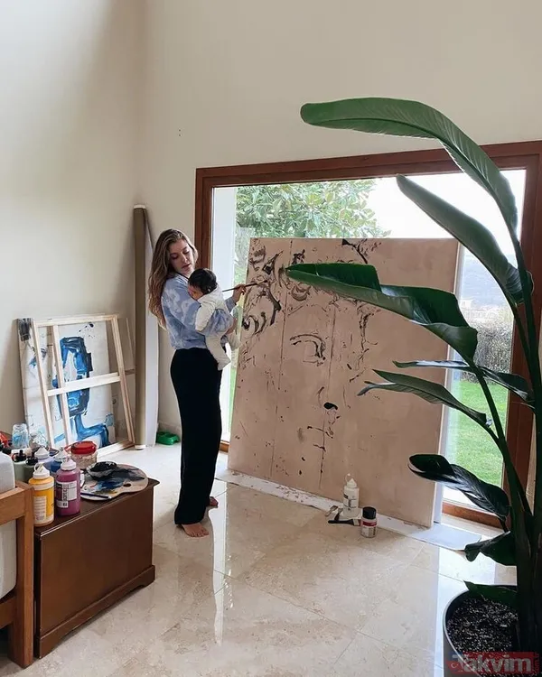 Ünlülerin koronavirüsle imtihanı! Kimi kurallara uydu kimi ise 'doğuştan mesafeliyim' dedi cezayı yedi... - 28