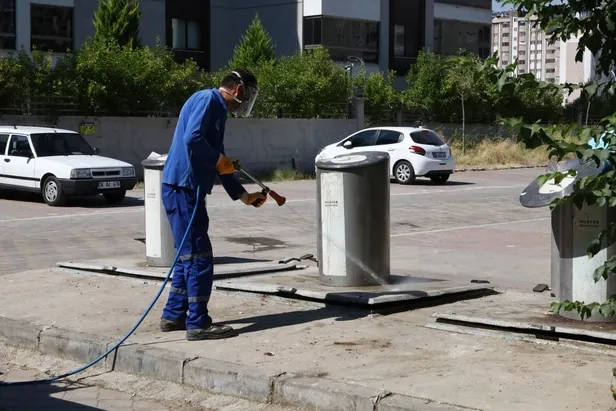 sinekle-kesintisiz-mucadele-1660551353867.jpeg Sinekle kesintisiz mücadele-2