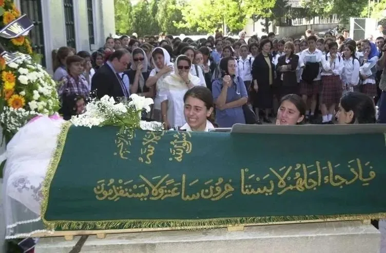 cagla-tugaltay-cinayetinde-12-kisinin-dnasi-incelenecek-1778093520375.jpeg Çağla Tuğaltay cinayetinde 12 kişinin DNA’sı incelenecek-6