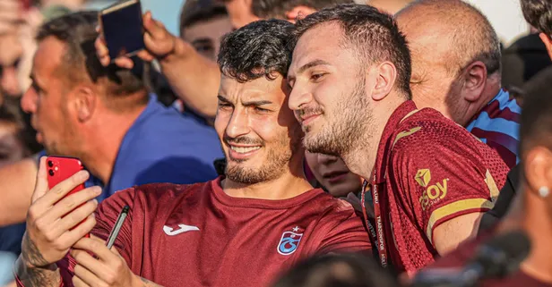 Trabzonspor taraftarıyla kucaklaştı
