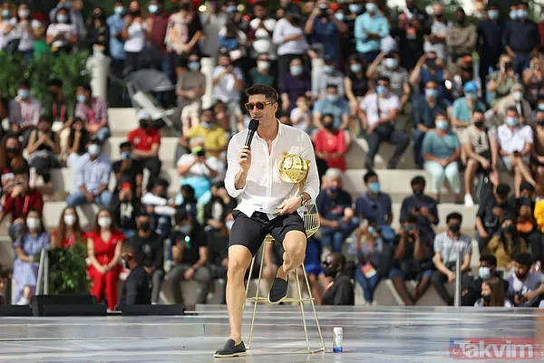 Robert Lewandowski çıtayı arşa çıkardı aldı başını gidiyor! Ballon d'Or'u Messi'ye kaptırsa da o çoktan yükü tutturdu - 4