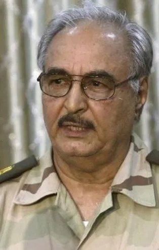 Hafter ateşkesi bozdu