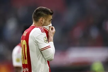 Ajax Dusan Tadic’e veda etti