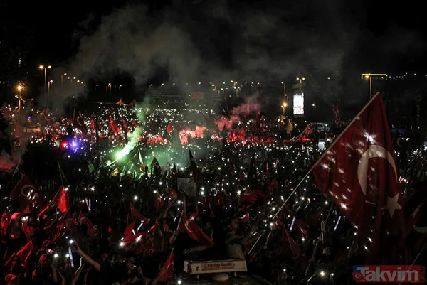 15 Temmuz Şehitler Köprüsü'ne akın akın geldiler - 34
