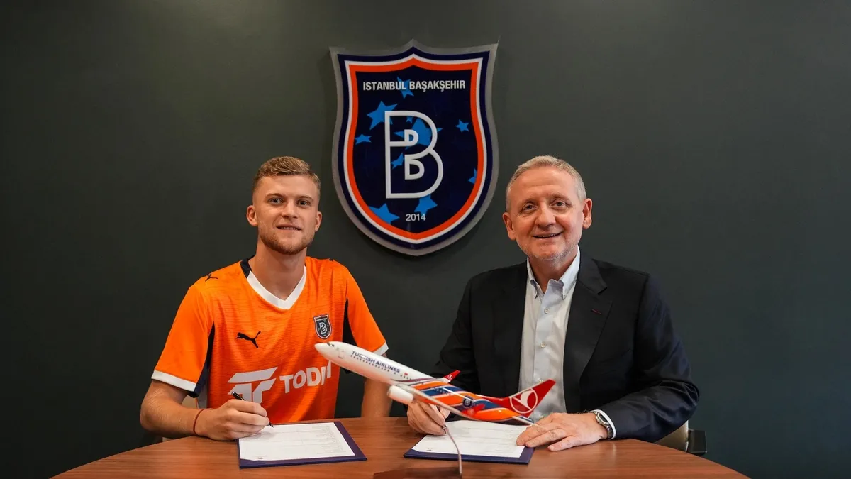 Jakub Kaluzinski Başakşehir'e imzayı attı