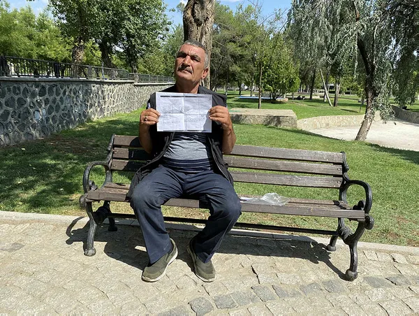 1629014889056.jpg 35 yıl önce askerden firar etti! Vatansız kaldı... Yıllardır mülteci gibi yaşıyor-4