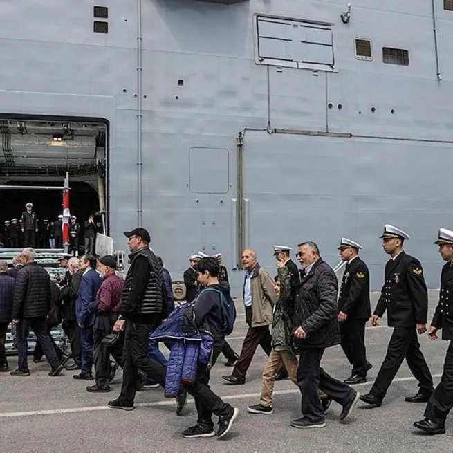TCG Anadoluyu ziyaret eden vatandaşlardan savunma sanayi projelerine maket diyen muhalefete sert tepki: Kemal gelsin görsün soğana da patatese de benzemez