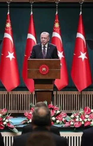 Son dakika: Yasaklar geri mi geldi? Kabine Toplantısı sonrası sokağa çıkma yasağında değişiklik yapıldı mı?