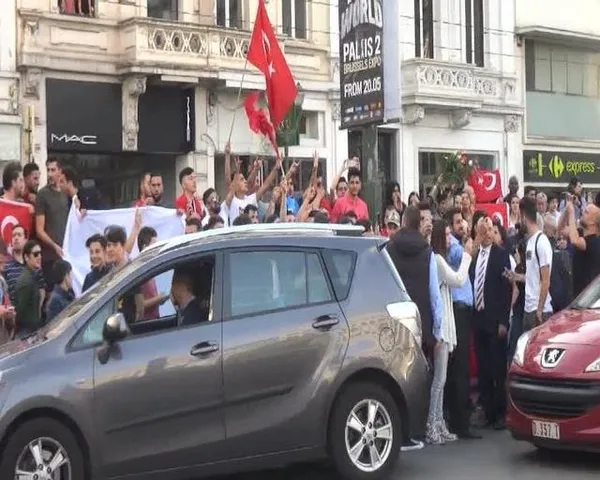 Brüksel'de Erdoğan'a sevgi gösterisi-6