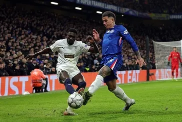 Fenerbahçe için sürpriz stoper iddiası