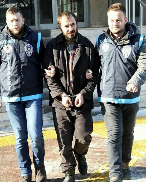 3-kisinin-katili-kungfucu-turkiyenin-en-deli-adami-benim-1602609047636.jpg 3 kişinin katili kungfucu: Türkiye'nin en deli adamı benim-3