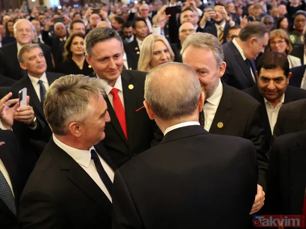 Külliye'de tarihi anlar! Başkan Erdoğan liderlerle tek tek tokalaştı: Paşinyan, Aliyev'in arkasına oturtuldu - 26