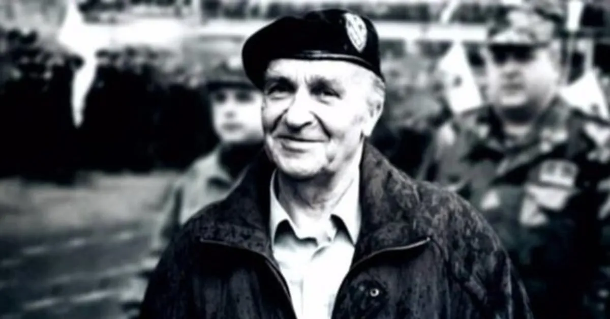 Müslüman fikir adamı ve özgürlük savaşçısı Boşnak lider Aliya İzetbegoviç, vefatının 17. yılında anılıyor