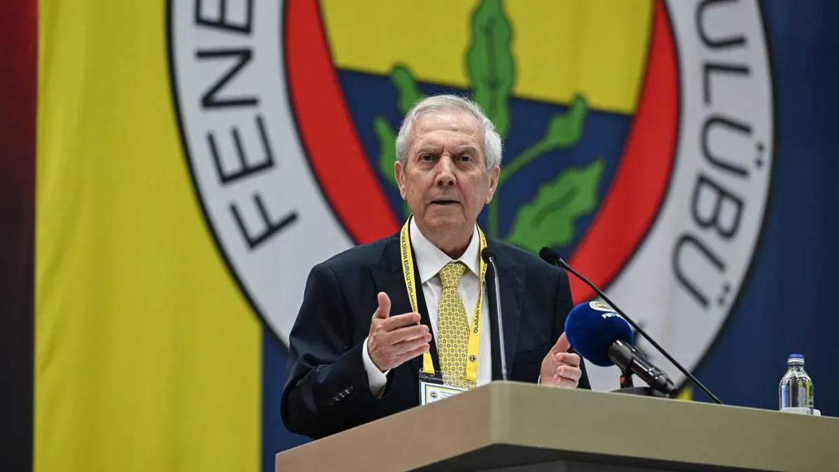 Fenerbahçe'de duygusal toplantı: "Herkes gider o kalır"