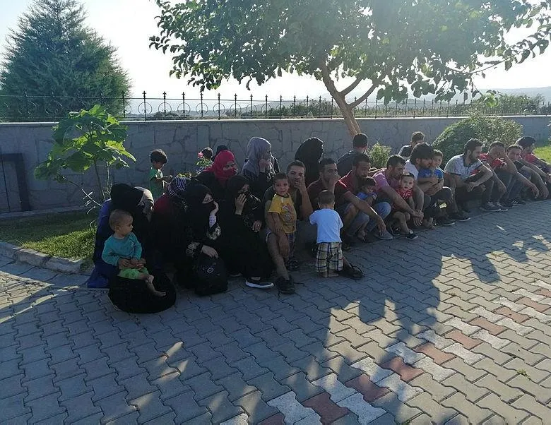 Çanakkale’de 330 düzensiz göçmen yakalandı