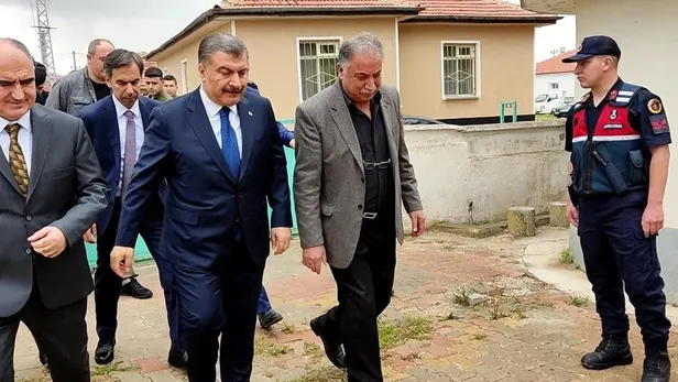 saglik-bakani-fahrettin-kocanin-aci-gunu-anneannesi-sultan-yaylali-son-yolculuguna-ugurlandi-1685359297418.jpeg Sağlık Bakanı Fahrettin Koca'nın acı günü: Anneannesi Sultan Yaylalı son yolculuğuna uğurlandı-1