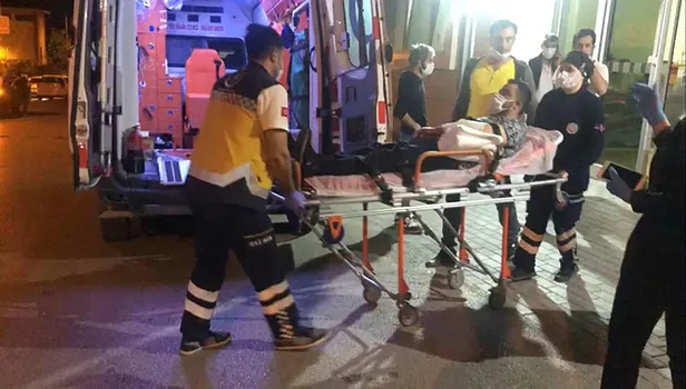 bursada-cikan-silahli-kavgada-1-kisi-oldu-2-kisi-yaralandi-1589447534746.jpg Bursa'da çıkan silahlı kavgada 1 kişi öldü, 2 kişi yaralandı-1