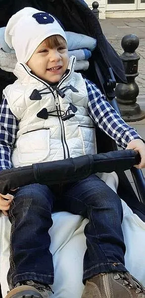 eskisehirde-vahset-baba-anne-ve-4-yasindaki-cocuklari-bicaklanarak-oldurulmus-olarak-bulundu-1613498760302.jpeg Eskişehir'de vahşet! Baba anne ve 4 yaşındaki çocukları bıçaklanarak öldürülmüş olarak bulundu-6