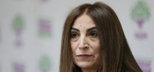 Eski HDP Eş Genel Başkan Yardımcısı Aysel Tuğluk,