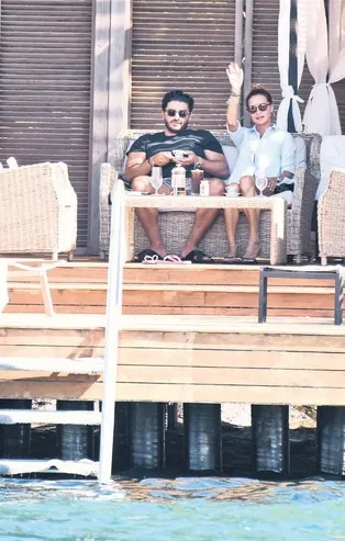 Ebru Şallı eleştirilere isyan etti: Ölmemi mi istiyorsunuz?