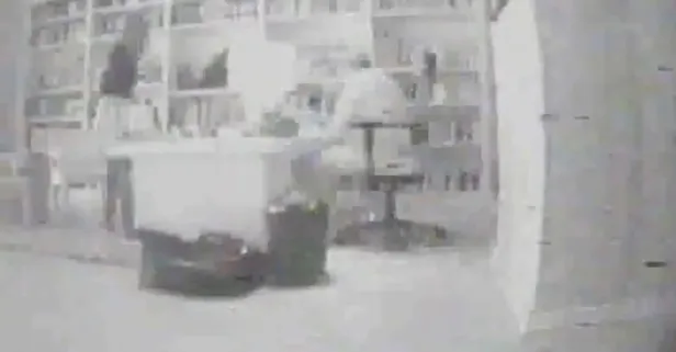 Mendil kutularındaki casus: Epstein’ın gizli kamera ve şantaj ağı ifşa oldu