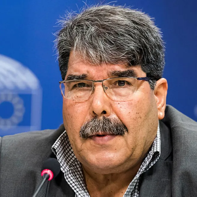 Seçimlerde Kemal Kılıçdaroğlu için oy dilenen YPG elebaşı Salih Müslim çok dertli: Artık sadece drone ile değil savaş uçaklarıyla vuruyorlar