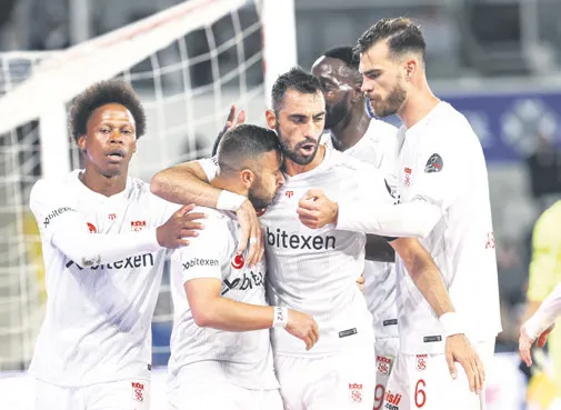 avrupada-bu-hafta-dortte-dort-yaptik-italya-fransa-hollanda-belcika-ve-portekiz-gibi-ulkeleri-geride-biraktik-1665791232820.jpg Avrupa'da bu hafta dörtte dört yaptık! İtalya, Fransa, Hollanda, Belçika ve Portekiz gibi ülkeleri geride bıraktık-3