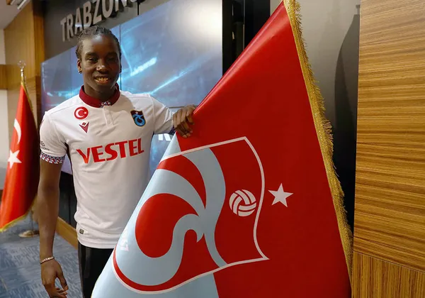 trabzonsporda-yoklari-oynayan-diabate-partizanda-kendine-geldi-1665394675673.jpg Trabzonspor'da yokları oynayan diabate, Partizan'da kendine geldi-2