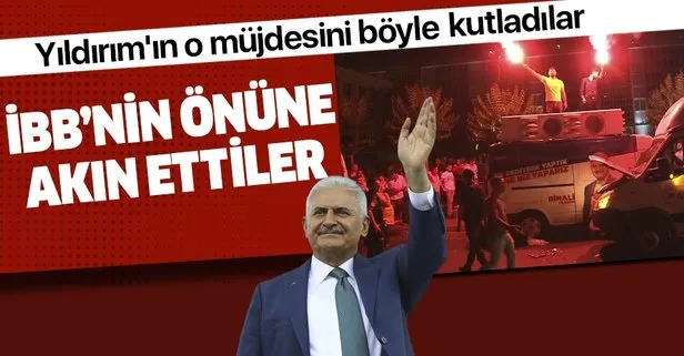 Binali Yıldırım müjdeyi vermişti! İBB önünde plaka tahdidi kutlaması