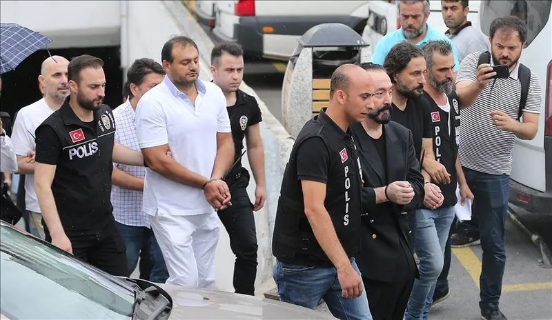 Adnan Oktar ve örgüt yöneticilerine hapis cezası-3