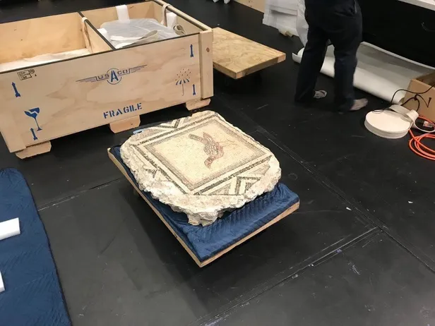 Türk Hava Yolları, Çingene Kızı Mozaiği’nin Amerika’da bulunan eksik parçalarını ait olduğu topraklara geri getirdi-3