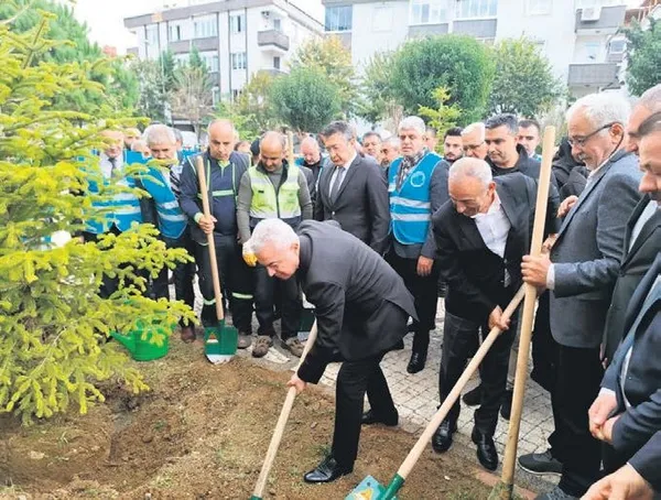 turkiye-beyaza-burunuyor-istanbulda-17-yil-aradan-sonra-kasim-ayinda-kar-yagdi-1700432595677.jpeg Türkiye beyaza bürünüyor! İstanbul’da 17 yıl aradan sonra kasım ayında kar yağdı-7