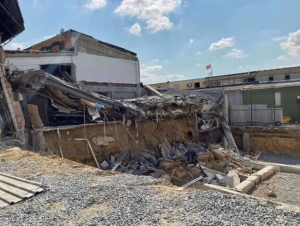 Son dakika: Masko Sanayi Sitesi'nde bina çöktü! Valilikten açıklama geldi-5