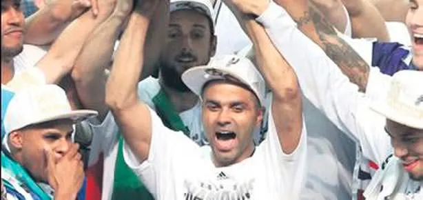 Spurs 5. kez şampiyon