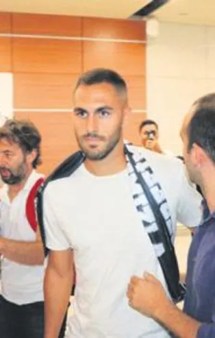 Beşiktaş'ın yeni transferi Victor Ruiz İstanbul’da