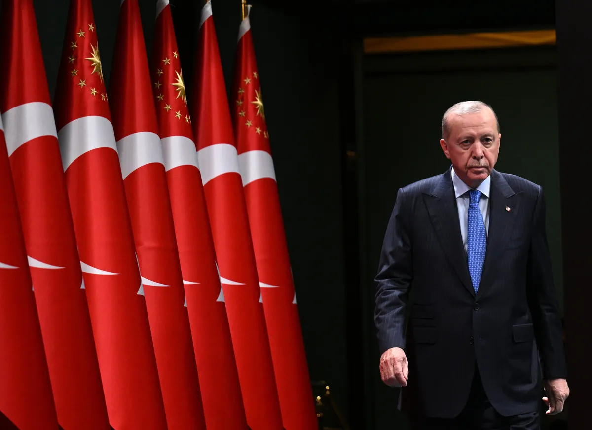baskan-erdogandan-sehit-polis-topatanin-ailesine-taziye-1788689635815.jpg Başkan Erdoğan'dan şehit polis Topatan'ın ailesine taziye-2