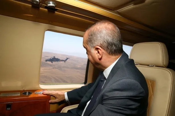 On binlerce Malazgirtli Cumhurbaşkanı Erdoğan'ı karşıladı-1