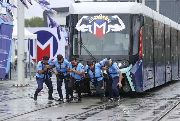 chpli-ibb-yine-ariza-cikardi-bu-kez-iett-otobusu-degil-metro-bozuldu-yolcular-tunelde-yurumek-zorunda-kaldi-1635276751729.jpeg CHP'li İBB yine arıza çıkardı! Bu kez İETT otobüsü değil: Metro bozuldu yolcular tünelde yürümek zorunda kaldı-7