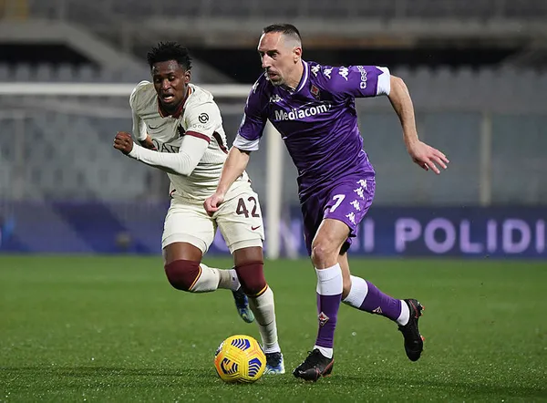 italyan-medyasi-galatasaray-diawara-icin-romaya-8-milyon-euro-odemeyi-kabul-etti-1642758103200.jpg İtalyan medyası: Galatasaray, Diawara için Roma'ya 8 milyon Euro ödemeyi kabul etti-2