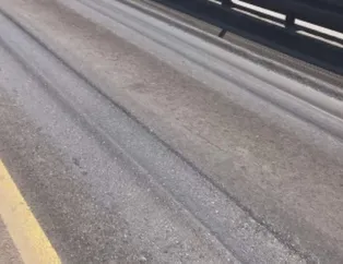 İstanbul'da sıcak hava etkisini sürdürüyor: Aşırı sıcaktan asfalt eridi!