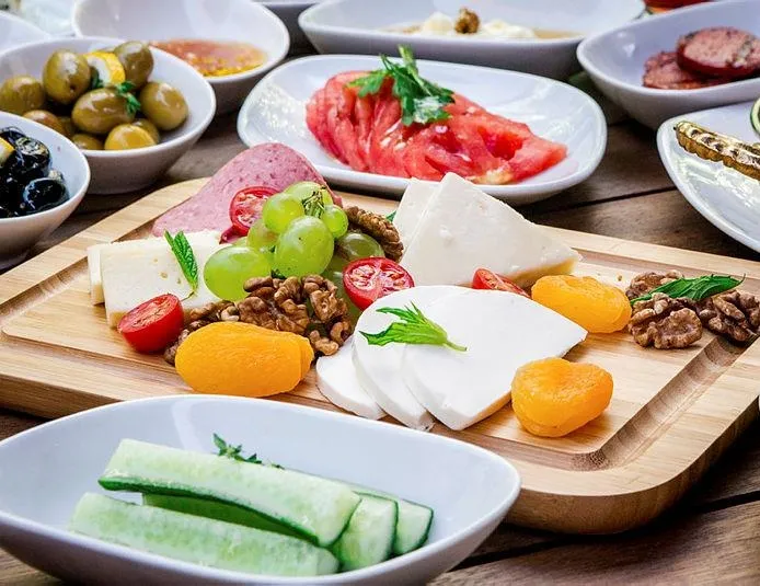 Kahvaltıda dışarıdayız