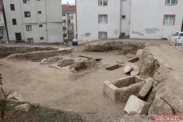 Bolu'da inşaat kazısı sırasında tarihi eser kalıntıları bulundu - 8